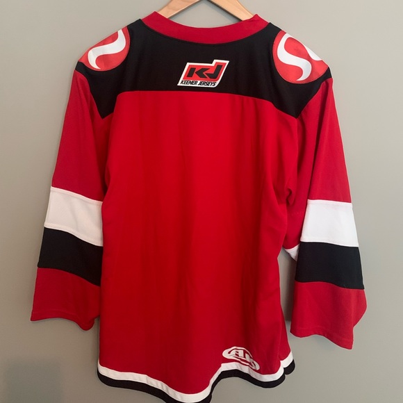 RARE NWOT 🇨🇦 Lululemon Custom Hockey Jersey - Picture 2 of 3